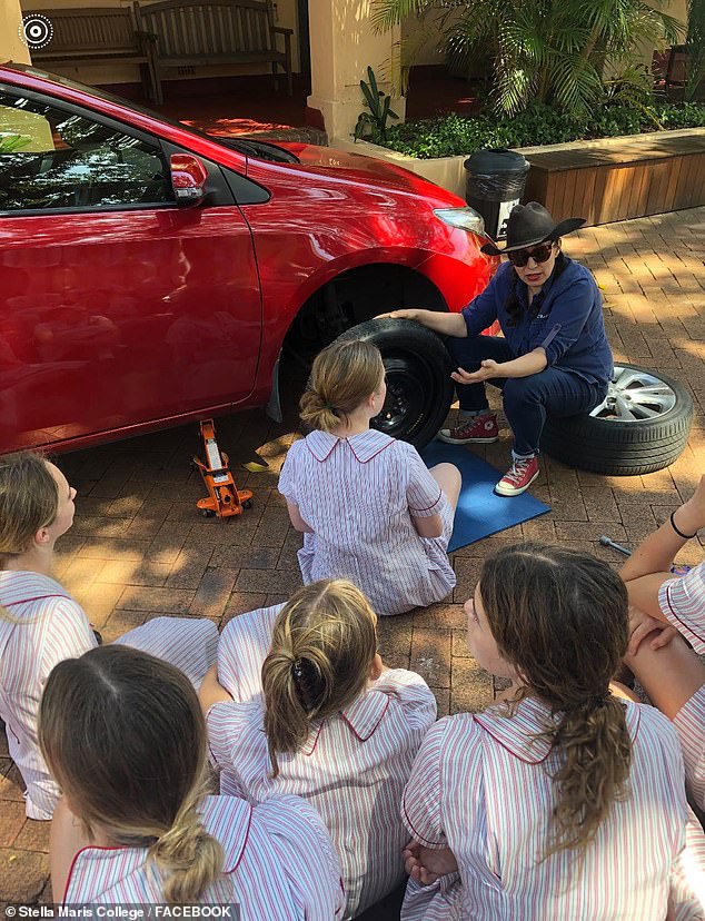 雪梨女子學院開設「修汽車課程」　高二女生「學換輪胎、測胎壓」：讓行車更安全！