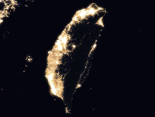 從外太空看地球！　NASA公布「地球夜景照」：北韓成為真正守護者