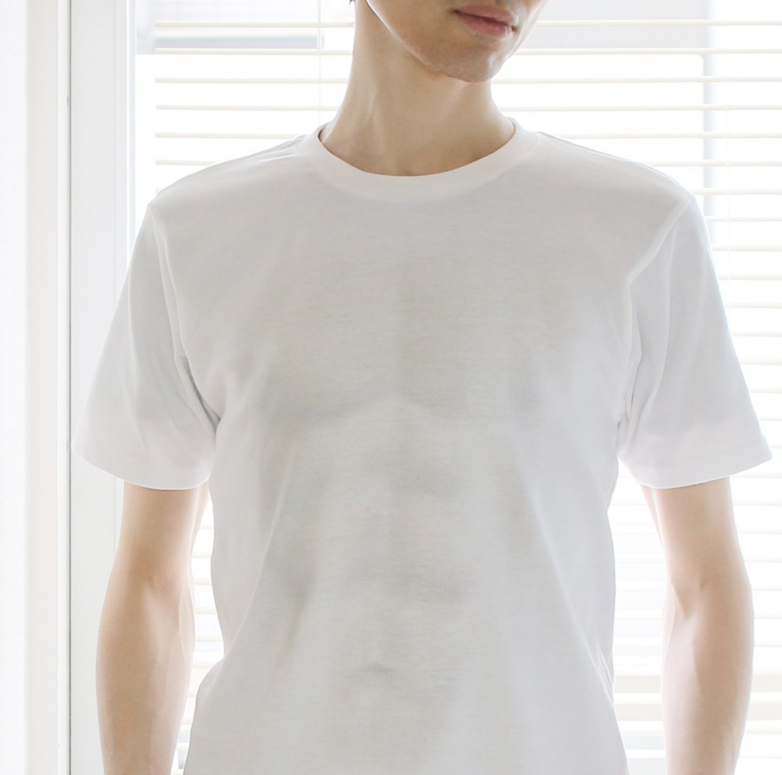 日本設計「妄想系T恤」仔細一看會害羞　「含蓄半透明感」給人濕身的感覺