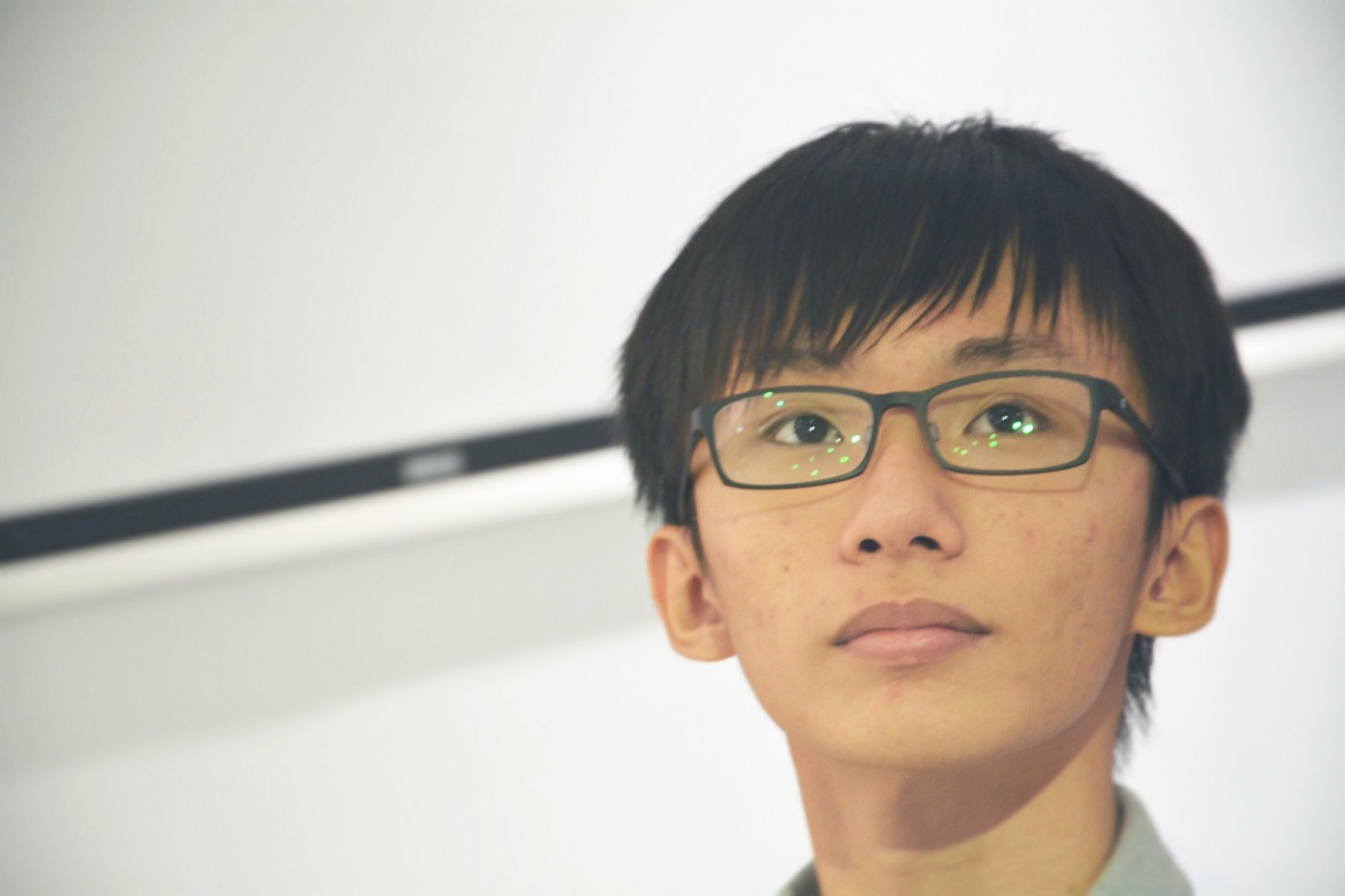 他15歲還在讀國中就成為矽谷的搶手工程師，出國回來「只想問台灣人一個問題」…