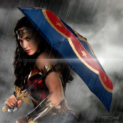 雨水休想近我身！　神力女超人「劍盾合一雨傘」打開也太酷