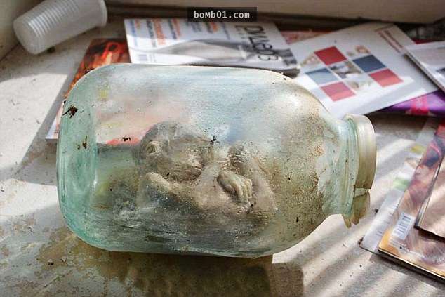 俄國恐怖實驗室竟發現「罐裝的木乃伊嬰兒」，各種恐怖人體實驗連警方都不可置信！