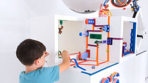 家中每個角落都可以玩～　可裁剪「樂高膠帶」牆壁也是遊樂場