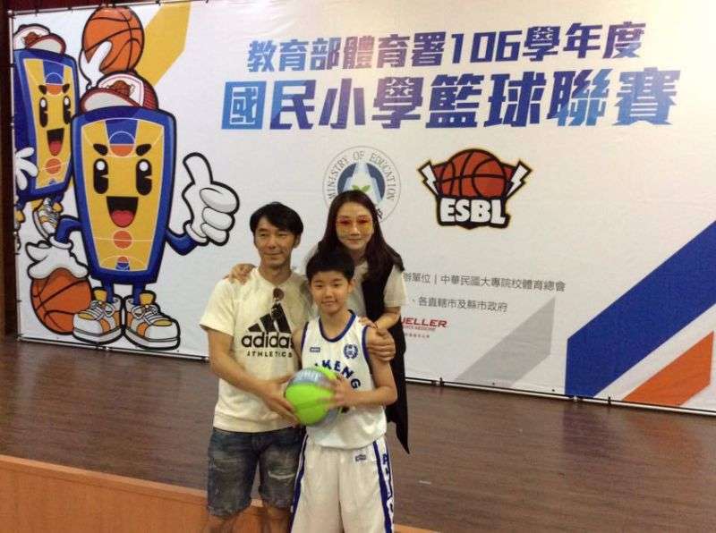 12歲女兒超愛籃球「目標美國WNBA」　打國小聯賽獲陶晶瑩大力支持