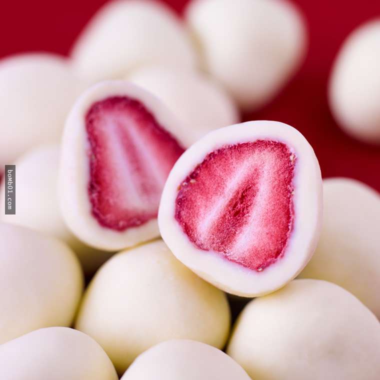 日本妹搶翻「戀愛草莓球」蟬聯巧克力排行冠軍，好吃到就像脫離單身的滋味！