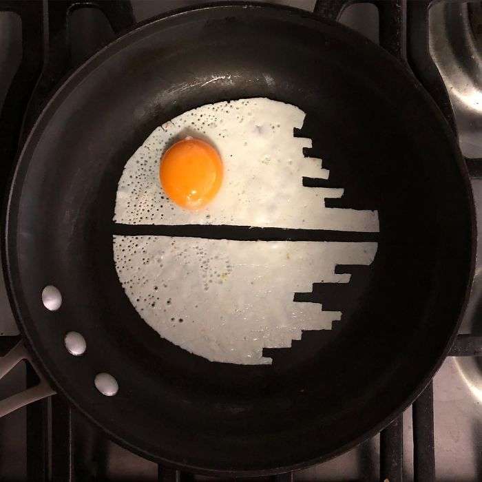他只要有「蛋白+蛋黃」就能在平底鍋作畫　每次的煎蛋完成後都捨不得吃掉