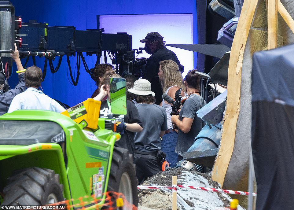 《雷神4》澳洲開拍！　片場側拍照「索爾、星爵同框」粉絲超期待：敲碗等上映！