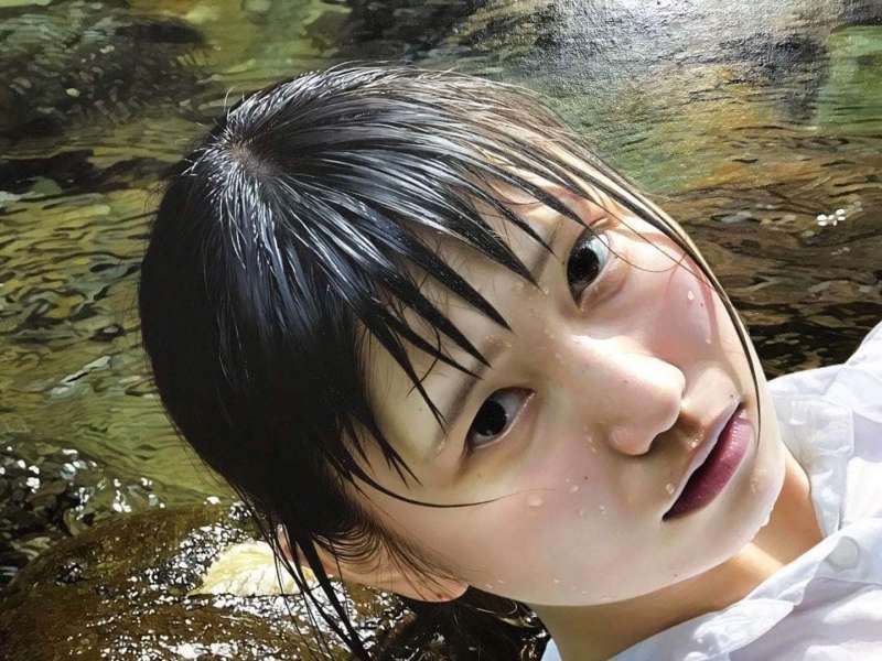 水波、髮絲、表情全都是畫出來的　日本神畫家很難過：竟然被當照片