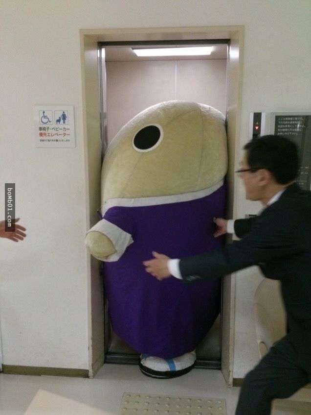 16張證明「日本吉祥物真的太胖」的各種狂擠慘狀，最後一張害我都笑哭了！