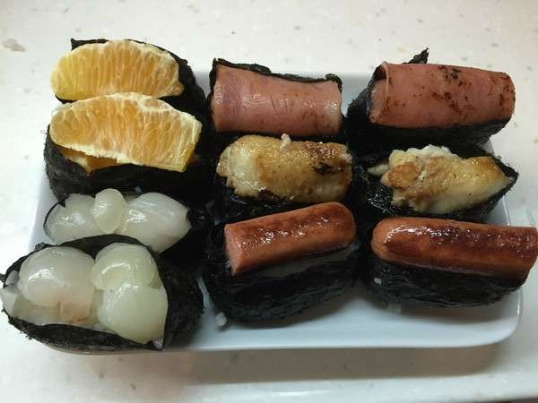 壽司要被香港人玩壞了！　網友自製怪口味「殺人壽司」　評比這款最好吃