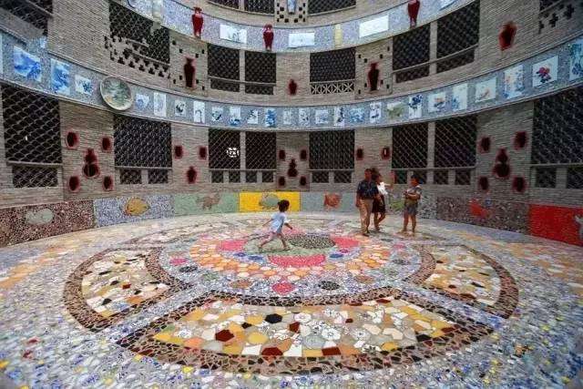 出1億元也不賣！　86歲阿嬤自製6萬多件瓷器　花2千萬完成「夢想瓷宮」