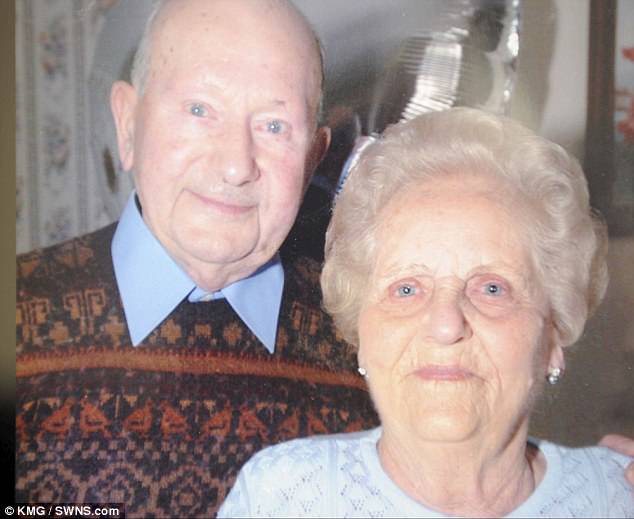 這對分別96歲和97歲的老夫婦，結婚77年後「他們浪漫的死亡過程」讓大家都秒噴淚…
