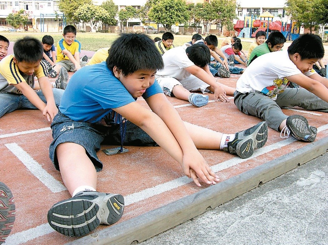 台灣的小孩「8成一路胖到大」　醫師警告「3風險飆升」請國人注意