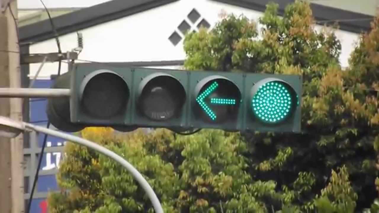 多年來大家都等錯了！　交警確認：圓頭綠燈其實也可以左轉