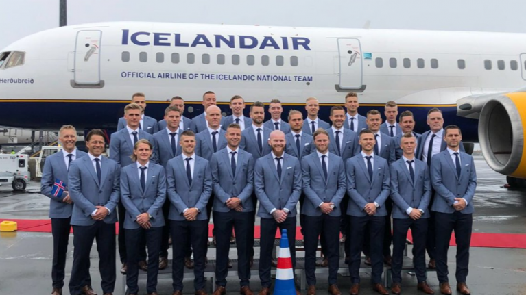 世足大黑馬冰島球隊的吉祥物是「路障」　上飛機還有VIP待遇萌翻天
