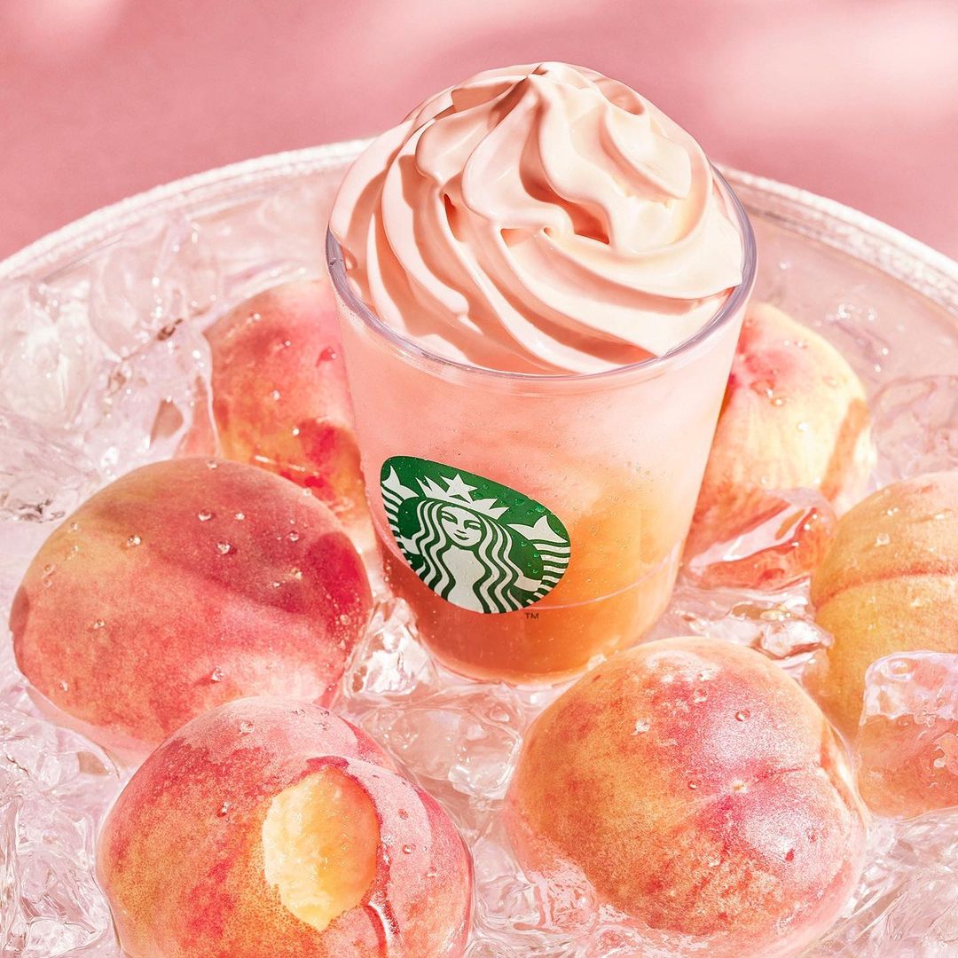 【日本】水蜜桃來了！　星巴克夏季限定「水蜜桃星冰樂」回歸　香甜果肉搭配鮮奶油清爽又消暑