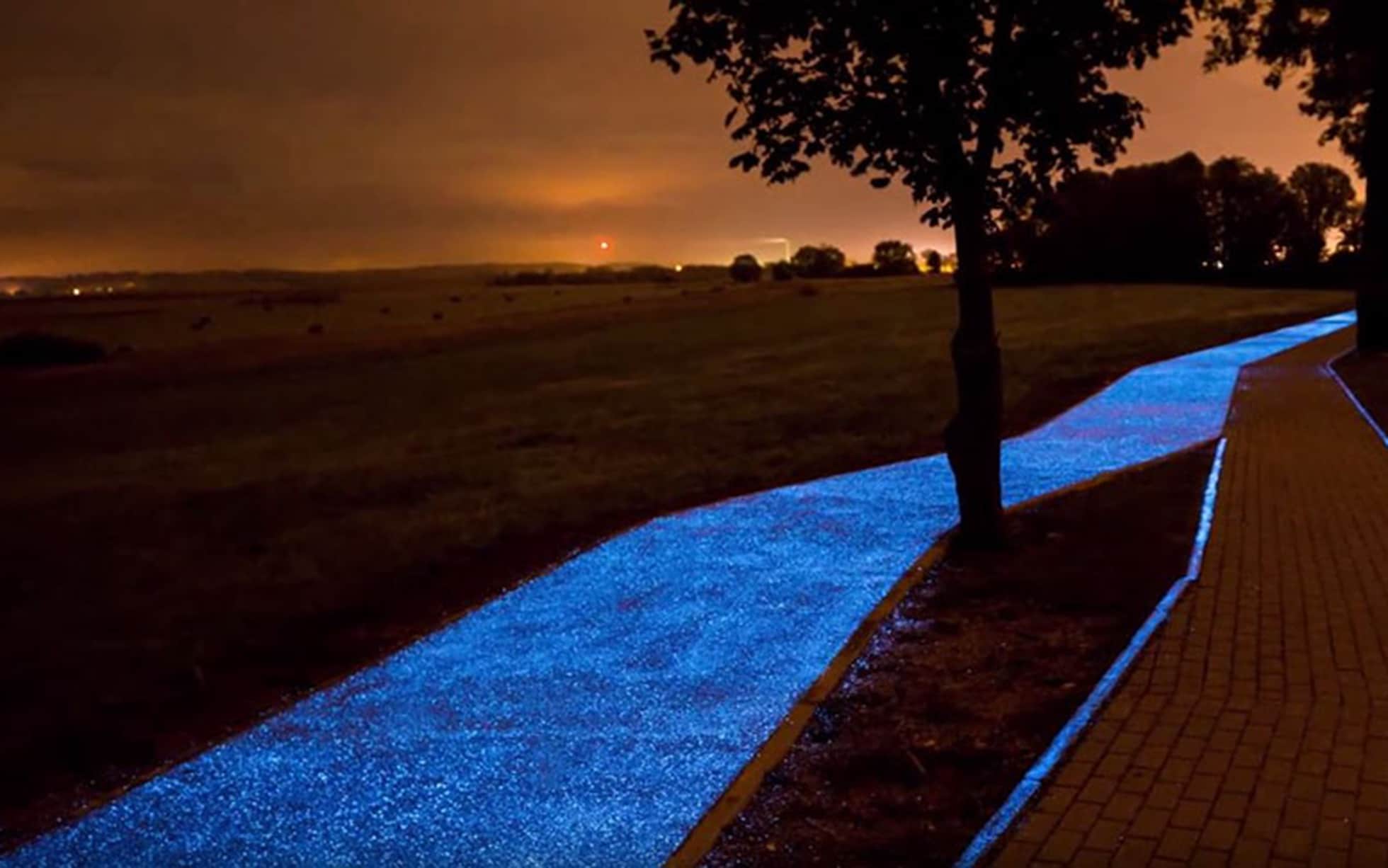晚上就跟著夜光騎～　超實用「太陽能車道」本體就是裝置藝術
