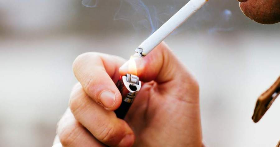 9月開始「騎樓禁菸」最高開罰1萬元　衛生局隨時稽查15家超商、咖啡店
