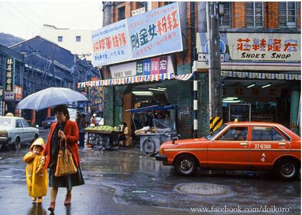穿梭40年前！日籍攝影師巧合紀下「1979年的舊台灣」　網懷念：再也回不去的純樸年代