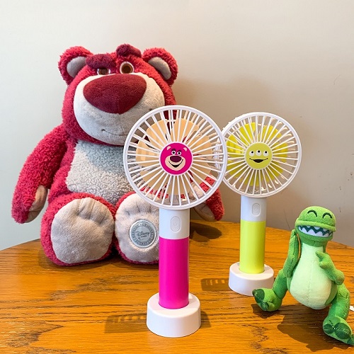 小七獨賣超實用「玩具總動員限定商品」　必搶：熊抱哥藍牙喇叭、隨身風扇