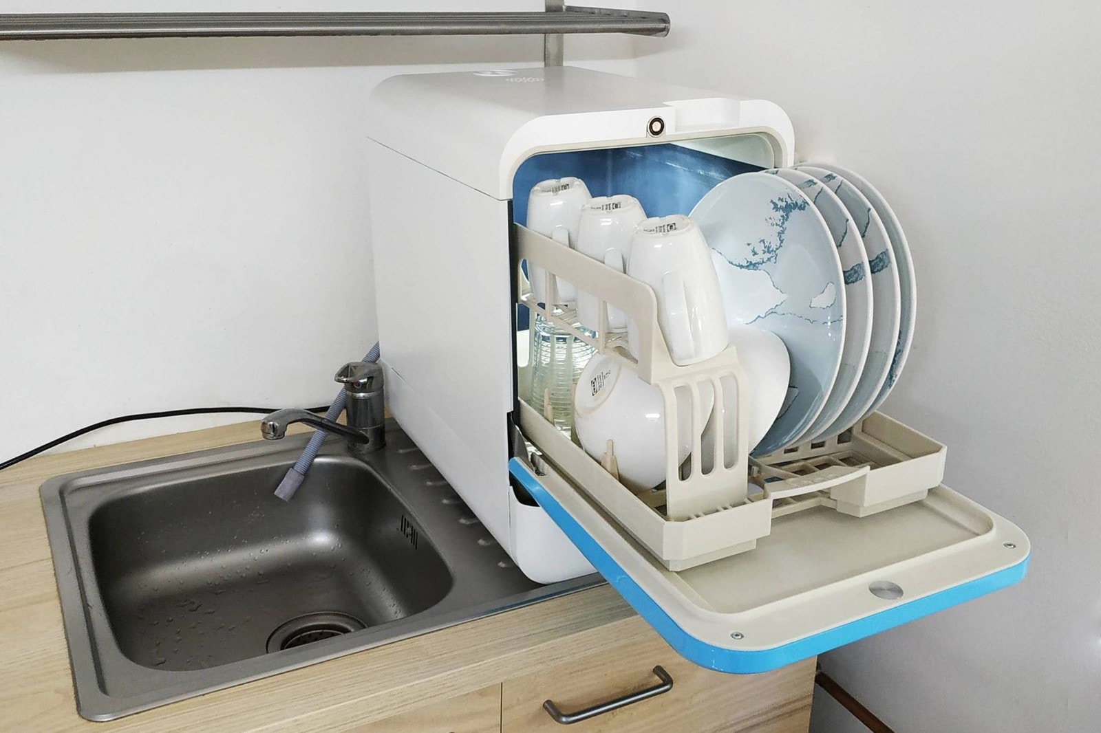 全世界最輕巧「環保洗碗機」租屋族超愛　20分鐘完成任務＋可省水5倍