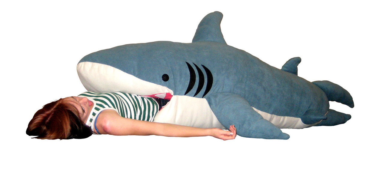 戲精用這款！特大號「鯊魚睡袋」讓你示範被吃掉　塞肚肚冬季最暖❤