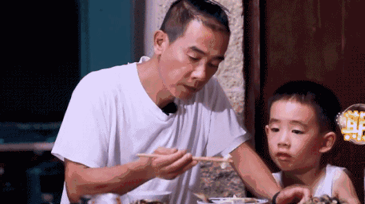 陳小春不想兒子接觸「黑暗傷人的演藝圈」，拍完《爸爸5》就會隔絕小小春不會再出現！