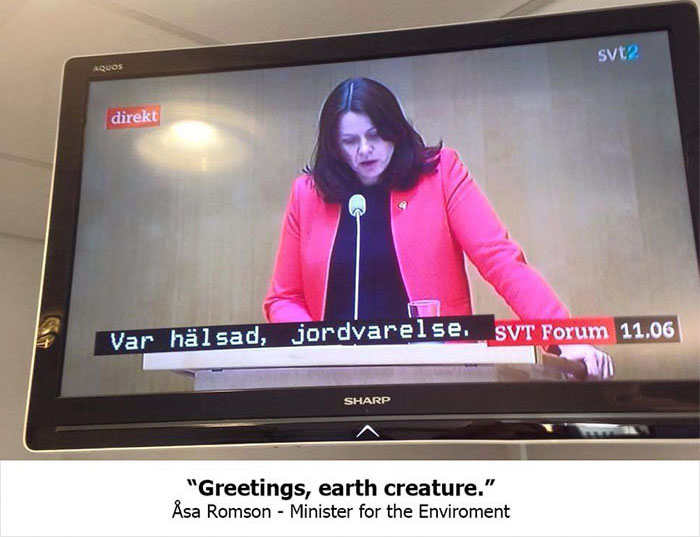 瑞典電視台不小心在政治節目上錯「卡通片的字幕」，毫無違和感的搭配讓大家都笑哭了！