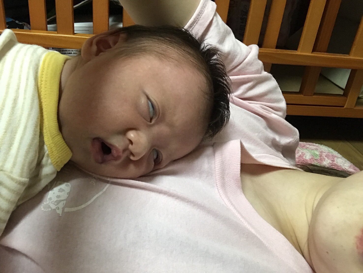 日本父母分享「孩子的最鬧日常」　網友看到愣住：養小孩心臟要很大顆
