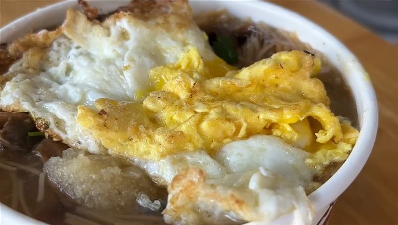 竹市早餐店、麵線攤「主動降5元」！　老闆坦言：蛋價降了不該多賺