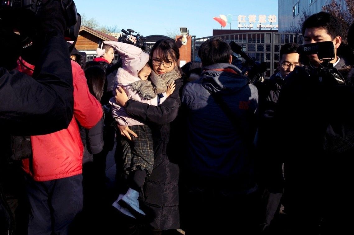 被下藥打針…中國最大幼教集團爆發「集體性侵事件」，孩童淚訴被「拖進小黑屋」…官方回應：誹謗者都提告！