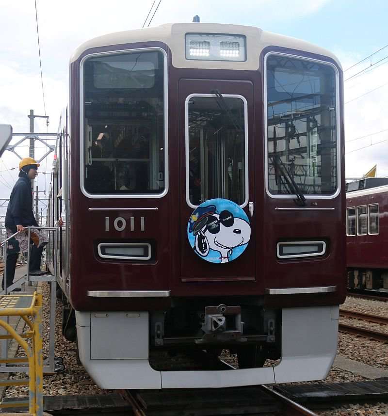 狗年福利！　日本限定「史努比專門列車」啟動　治癒周邊讓粉絲想全包了