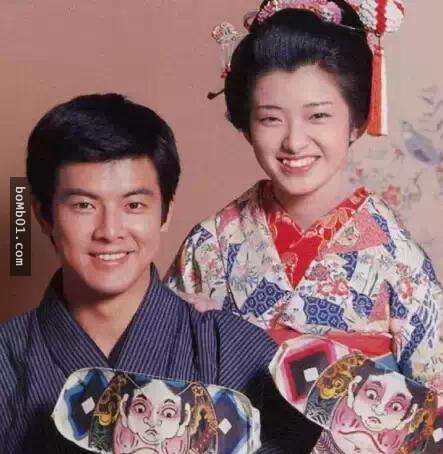 30年前娶了日本殿堂級偶像，窮到要賣掉房子才能供養女神…別人眼中的委屈對他來說卻是幸福的祕訣。