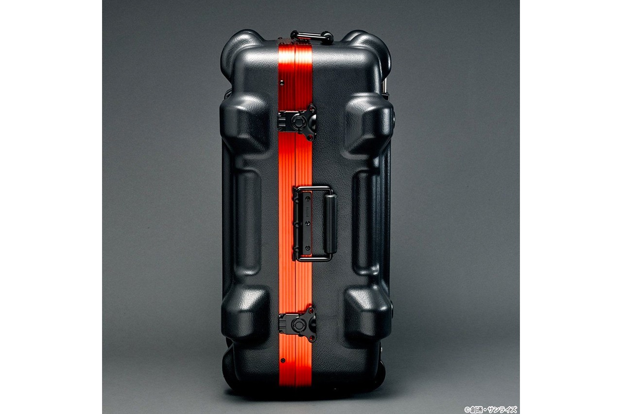 帥翻整個機場！《鋼彈》經典配色行李箱登場　採「宇宙級耐用」材質超強悍！