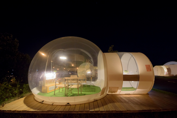 全台景觀最美「3處露營地」大公開　躺水晶球仰望星空的體驗超夢幻