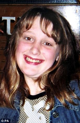 失蹤14年的少女被懷疑「遭肢解做成烤肉販賣」，媽媽看了最近才公布的影片驚覺「警方也是共犯」！