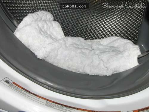 因為專家說「髒的洗衣機會讓衣服越洗越髒」，現在大家都在用這兩種東西徹底清潔洗衣機了！