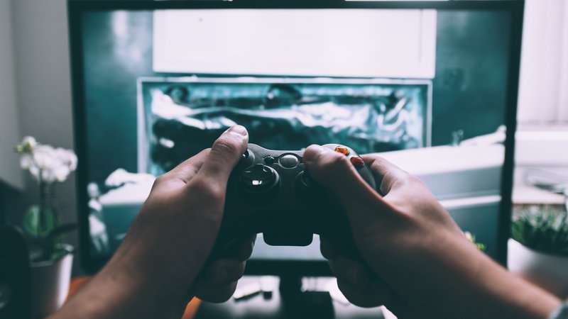 世界衛生組織正式承認「電玩成癮症」　玩過頭的人都必須就醫
