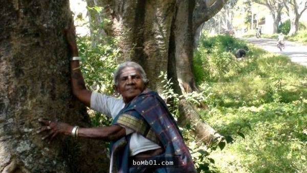 沒有子女的印度103歲老婦人一生都在默默做著「這件事」，每個人都向她致上最深的敬意吧！