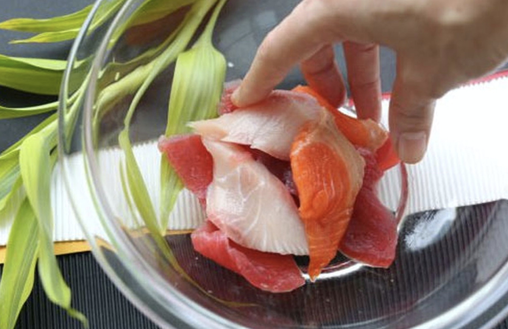 超市生魚片也能變高級貨！　日本師傅曝「行內祕技」：3分鐘去除腥味