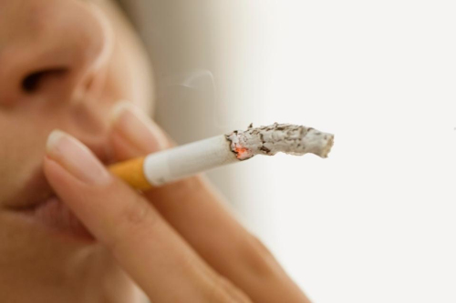 很多人誤以為「抽淡菸比較不容易得癌症」其實錯很大，研究發現抽淡菸的人後果更淒慘！
