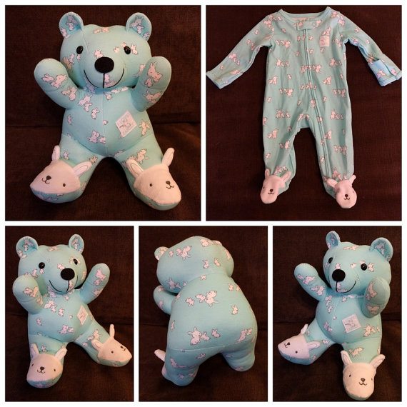 達人傳授把「嬰兒服變成泰迪熊」的實用教學，能「永久紀念幼兒回憶」的成品讓所有媽媽都動手做了！