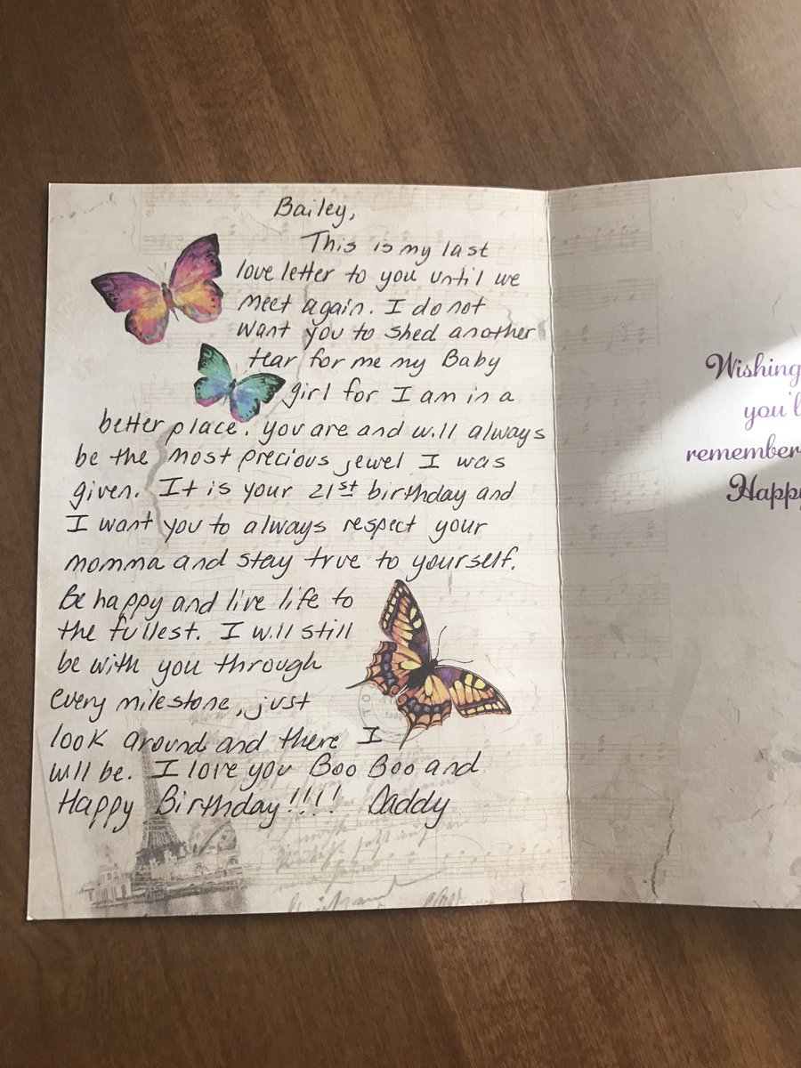 罹癌父親離世前留下了「每年都會給的禮物」，5年後最後一封信寫了一句「希望妳不再流淚」逼哭大家…