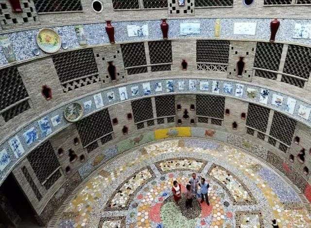 出1億元也不賣！　86歲阿嬤自製6萬多件瓷器　花2千萬完成「夢想瓷宮」