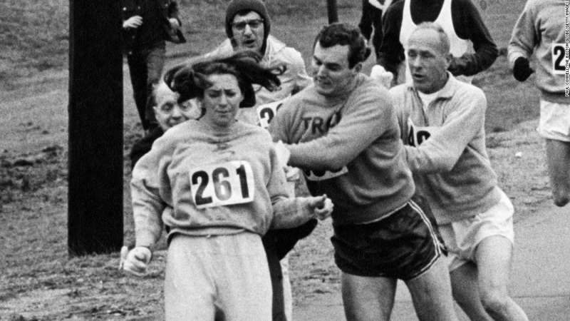 馬拉松界女英雄！當年「打破傳統」讓女人參賽　如今71歲又參加倫敦賽