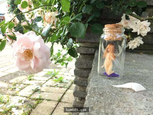日本「妖精商人」純手工把妖精實體化，看到瓶子裡的完成品時大家都懷疑它們是不是真的被抓到了！