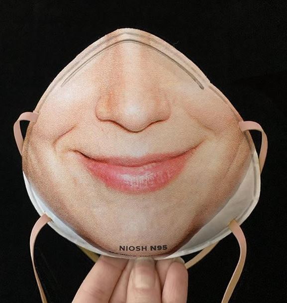 最強防疫！「客製化人臉口罩」印上自己的臉　手機面部辨識「免脫口罩」秒解鎖
