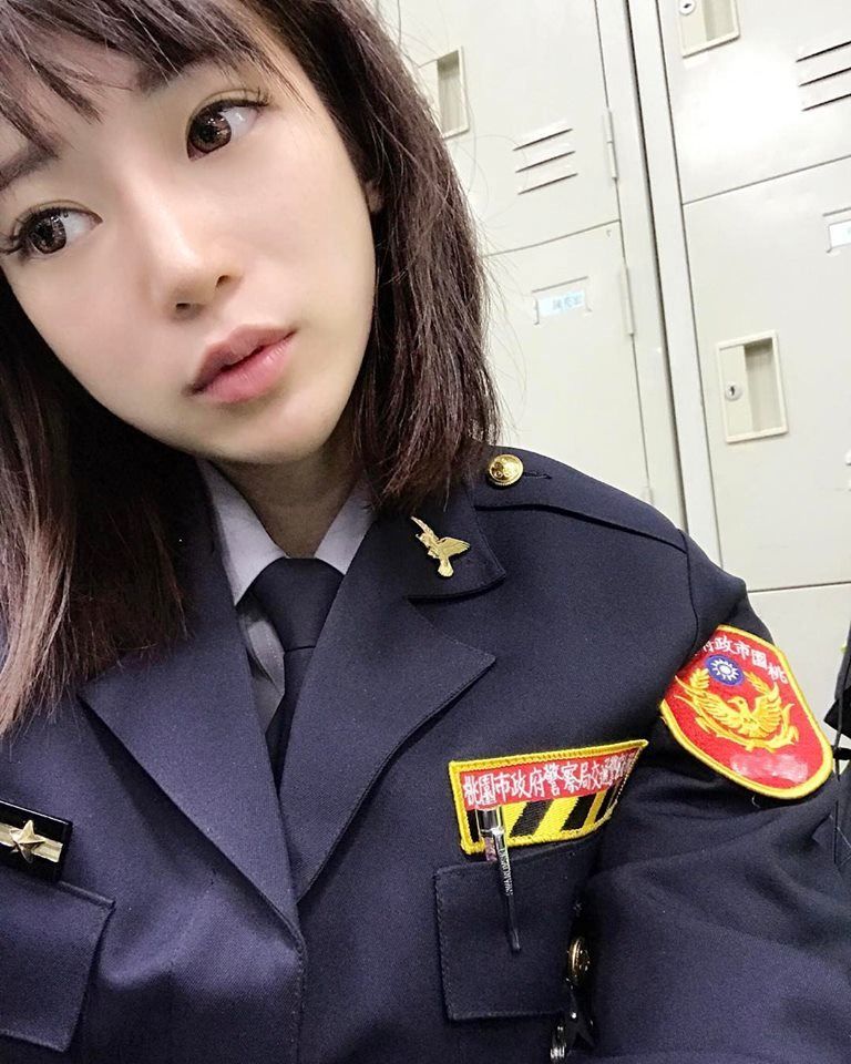 制服誘惑…亞洲6國「哪一個國家的女警最正？」，網友一致推韓國跟台灣都可以拿冠軍！