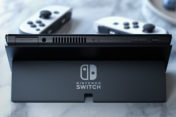 新一代 Nintendo Switch 突發推出！　奶油白實機、OLED加持螢幕變更大