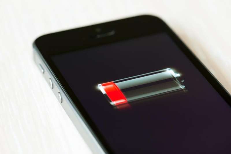 蘋果用戶先不要更新到iOS 11.4　網傳災情「電池從50％瞬間掉到20%」